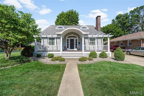 135 Helen Pl, Collinsville, IL, 62234-1415 | Card Image