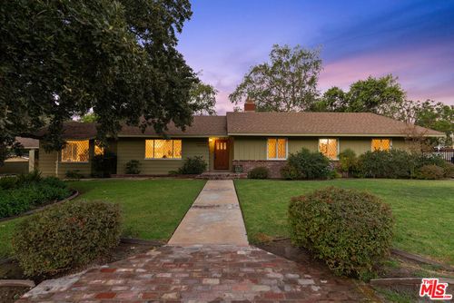 24364 Arcadia St, Newhall, CA, 91321-2710 | Card Image