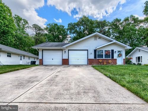 30 Poplar Ave, HAMMONTON, NJ, 08037-9638 | Card Image