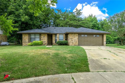 5605 James Scott Cir, Bossier City, LA, 71112-4815 | Card Image