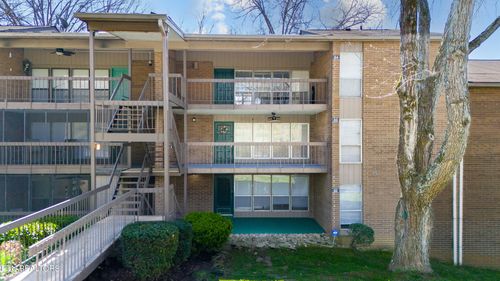 83-8520 Madrid Ct, Knoxville, TN, 37923-5645 | Card Image