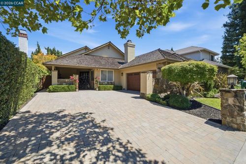 700 Blue Spruce Dr, Danville, CA, 94506-4525 | Card Image