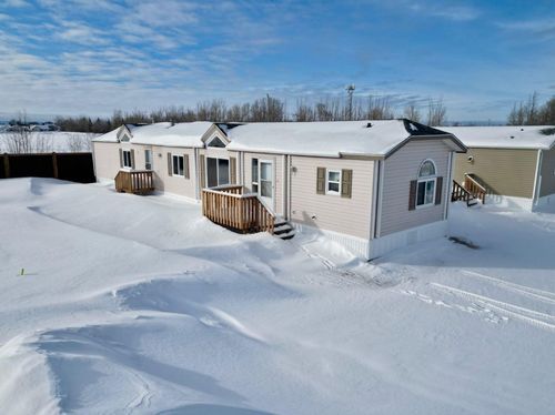 10405 110 Ave, La Crete, AB, T0H2H0 | Card Image