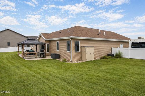 4000 New Rockford Pl, Bismarck, ND, 58503-6559 | Card Image