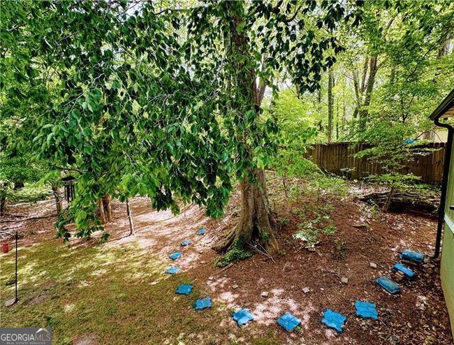 921 - 921 Hemingway Rd, House other with 3 bedrooms, 2 bathrooms and 2 parking in Stone Mountain GA | Image 4