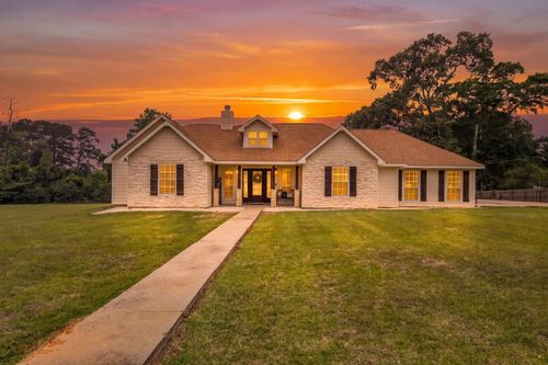 407 N Pecan St, Woodville, TX, 75979-4762 | Card Image