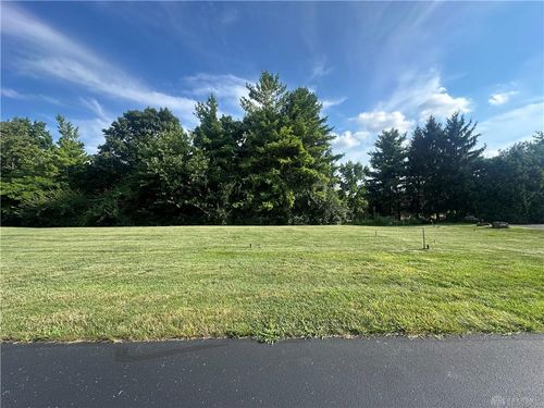 2082 Waterfall Ln, Vandalia, OH, 45377-2956 | Card Image