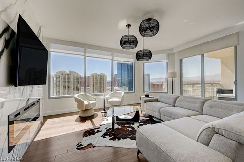 3301-222 Karen Ave, Las Vegas, NV, 89109-5307 | Card Image