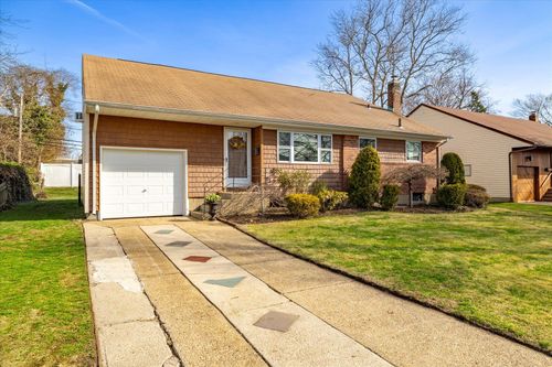 21 Brook Path, Plainview, NY, 11803-3734 | Card Image