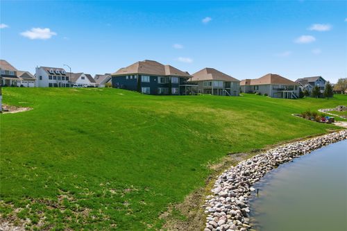 1725 Evening Court, Pella, IA, 50219 | Card Image