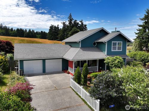 710 Gleason Ln, Langley, WA, 98260-8614 | Card Image