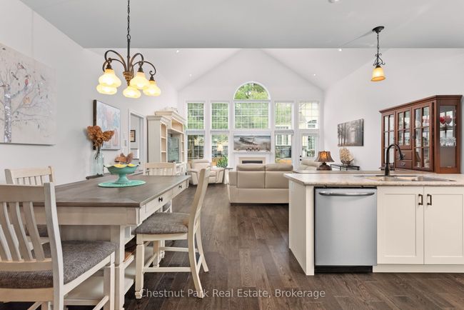 25 Durham Rd, House attached with 2 bedrooms, 2 bathrooms and 2 parking in Bracebridge ON | Image 13