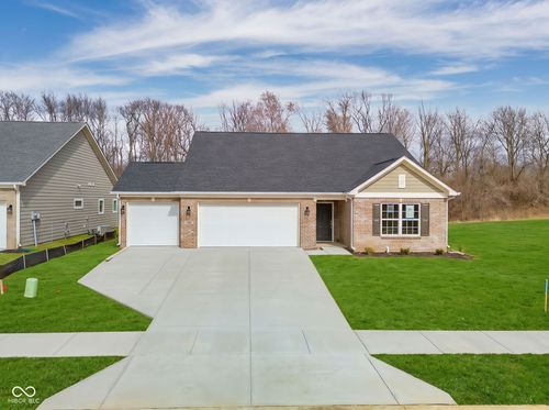 402 Luellen Way, New Castle, IN, 47362-5046 | Card Image