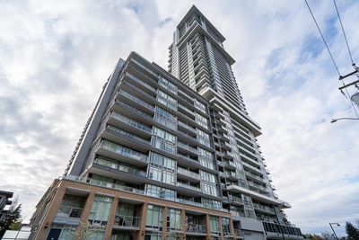 4204 - 13350 Central Ave, Condo with 1 bedrooms, 1 bathrooms and 1 parking in Surrey BC | Image 3