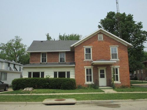 102 E High St, ORANGEVILLE, IL, 61060-9470 | Card Image