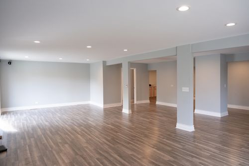 1061 Villa St, ELGIN, IL, 60120-8148 | Card Image