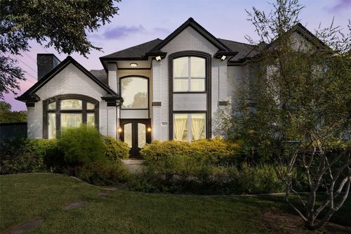 3015 Forestwood Dr, Arlington, TX, 76006-2777 | Card Image