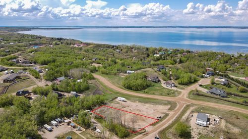 {{alt}} | Card Image