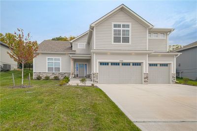 7125 Nw Forest Lakes Drive, House other with 4 bedrooms, 3 bathrooms and null parking in Parkville MO | Image 1