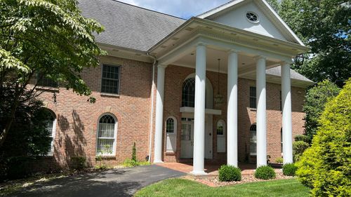 258 Cobblestone Dr, Greensburg, PA, 15601-5821 | Card Image