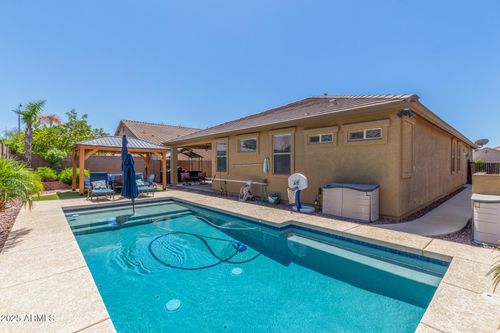 11310 W Holly St, Avondale, AZ, 85392-5213 | Card Image