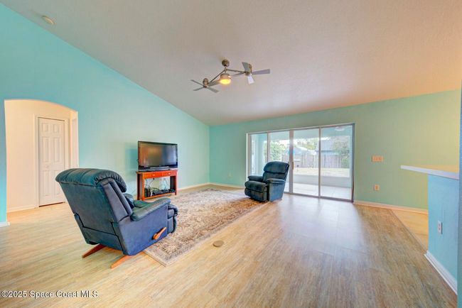 6175 Grissom Pkwy, House other with 3 bedrooms, 2 bathrooms and null parking in Cocoa FL | Image 10