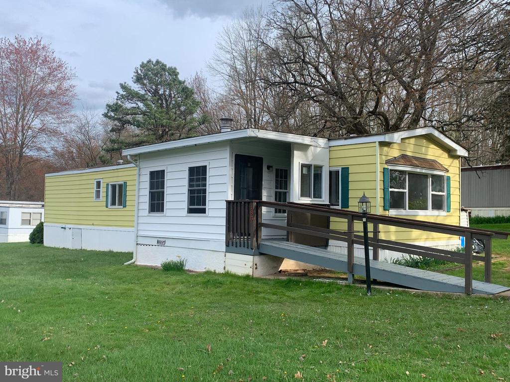 Creekside Manor Dr, Lehighton, PA 18235