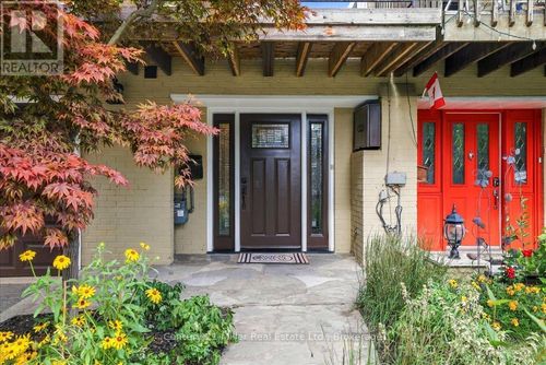 37 Tulip St, Oakville, ON, L6L3V3 | Card Image