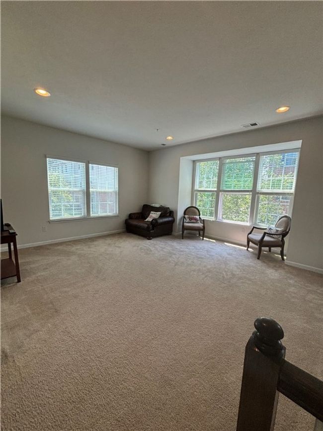 2801 Pointe View Dr, Townhouse with 3 bedrooms, 3 bathrooms and 2 parking in Mars PA | Image 5
