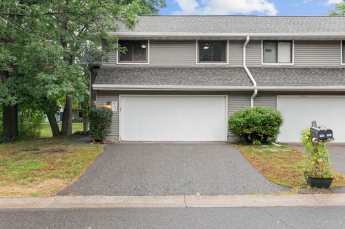 4135 Shirlee Ln S, Shoreview, MN, 55126-6426 | Card Image