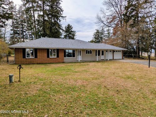 15949 State Route 2, Wauseon, OH, 43567-9198 | Card Image