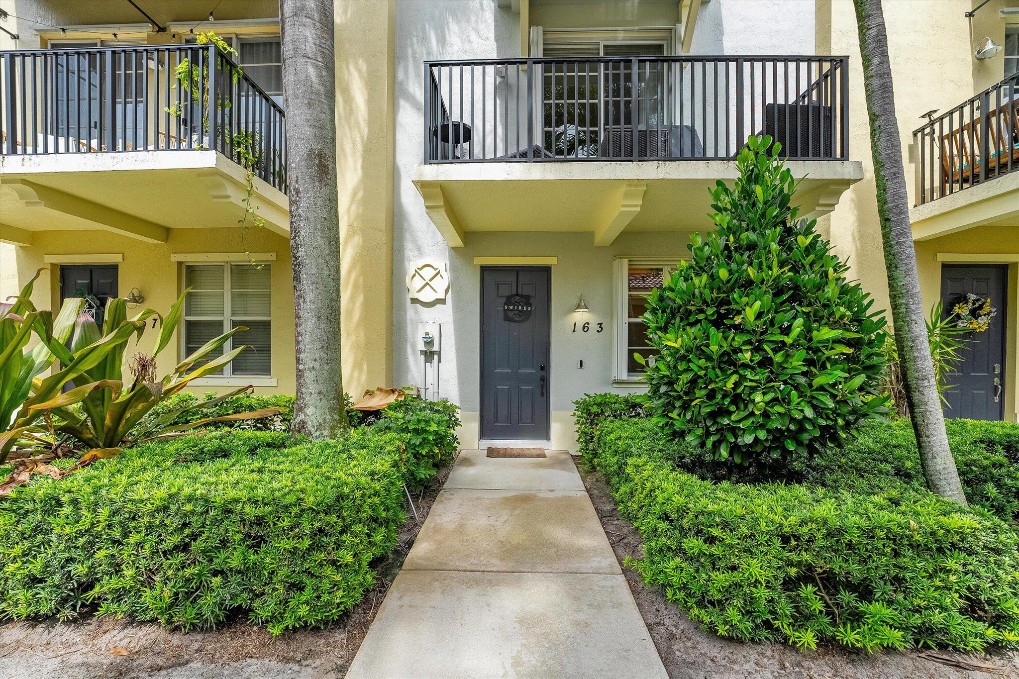 Greenwich Cir, Jupiter, FL 33458