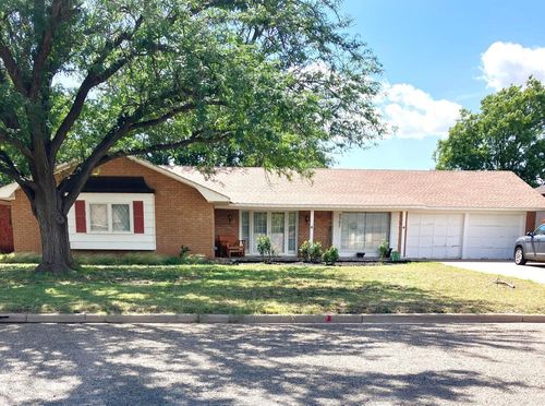 2507 Holliday St, Plainview, TX, 79072-1613 | Card Image