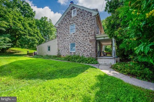 578 Old Lancaster Pike, READING, PA, 19607-2341 | Card Image