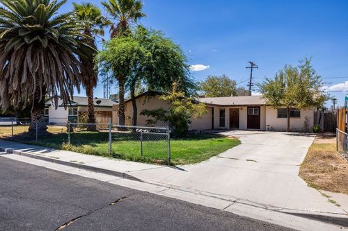 429 Lenore St, Ridgecrest, CA, 93555 | Card Image