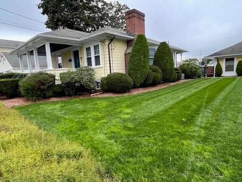 12 Buckthorne Ave, Riverside, RI, 02915-3702 | Card Image