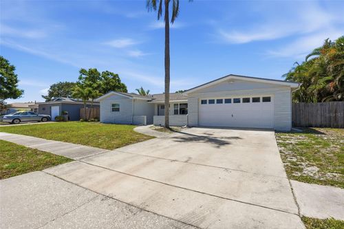 9276 79th Ave, SEMINOLE, FL, 33777-4008 | Card Image