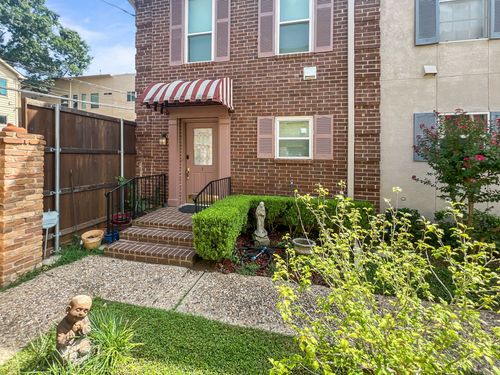 j-2727 Shelby Avenue, Dallas, TX, 75219 | Card Image