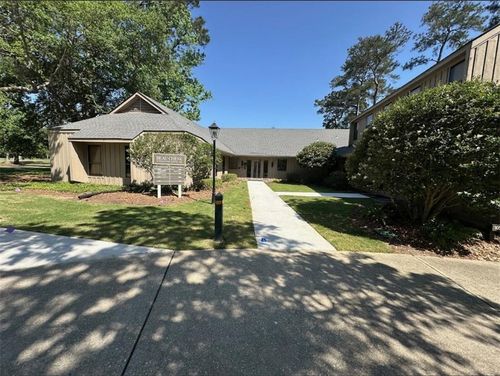 100-105 Beau Chene Blvd, Mandeville, LA, 70471-1787 | Card Image