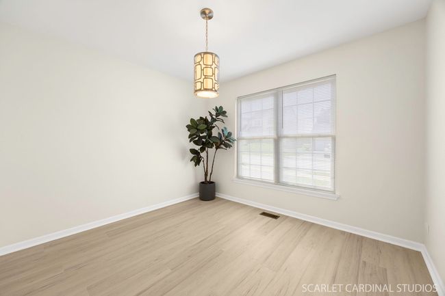 700 Cooper Ct E, House other with 3 bedrooms, 3 bathrooms and 2 parking in Aurora IL | Image 8