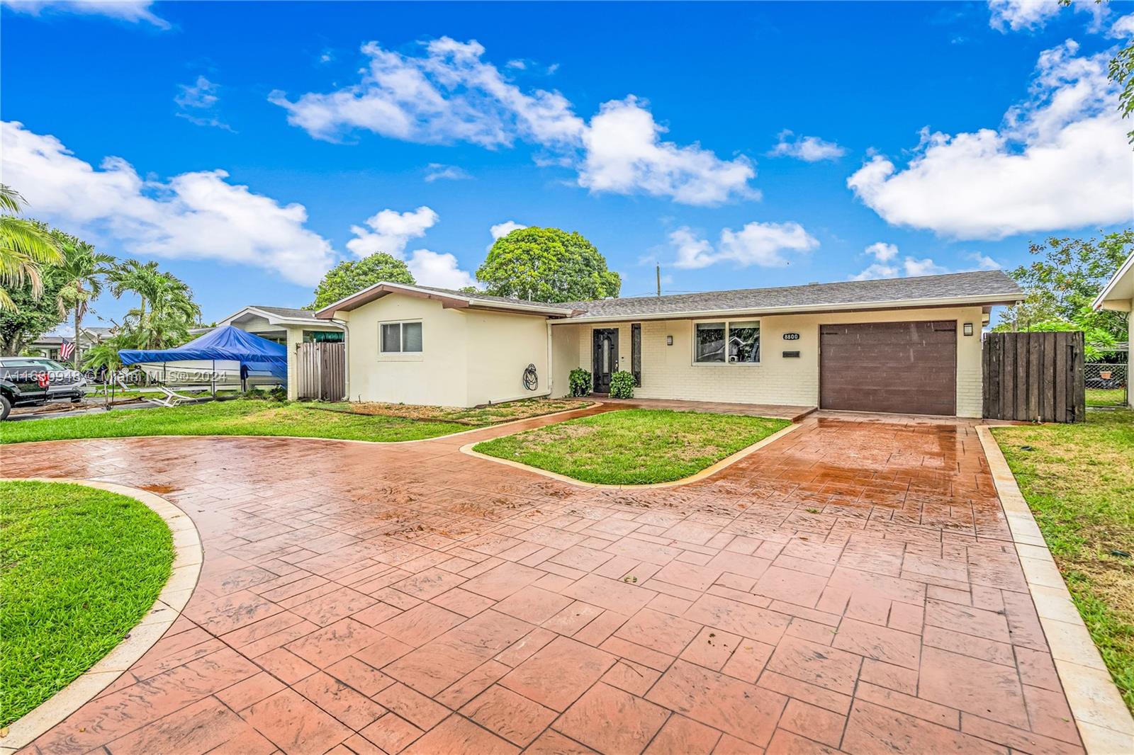 11th Ct, Pembroke Pines, FL 33024
