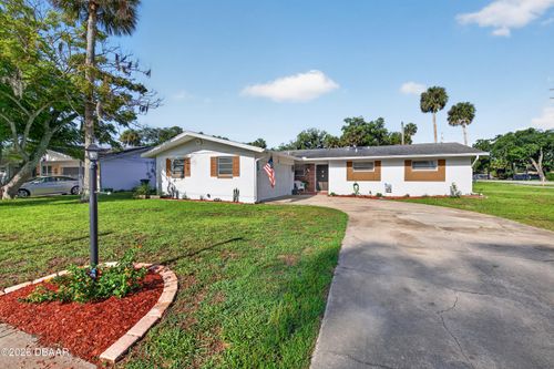 2002 Mike St, South Daytona, FL, 32119-2641 | Card Image