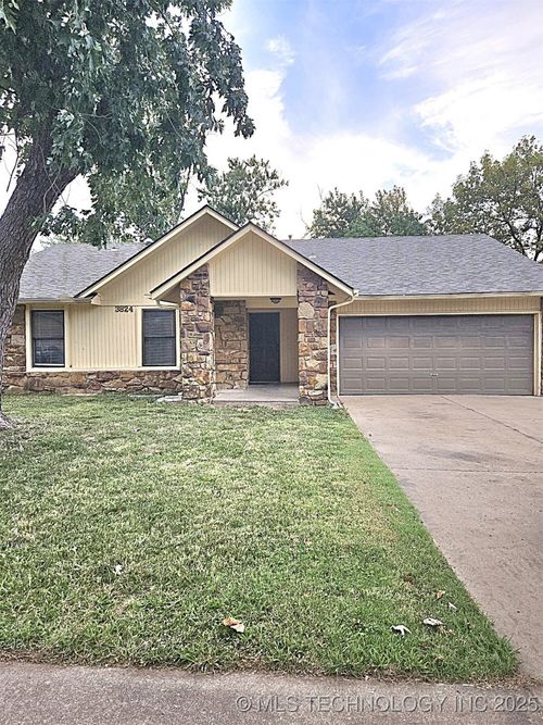 3824 S 134th East Ave, Tulsa, OK, 74134-5402 | Card Image