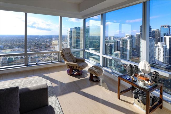 APT-48C - 1425 Brickell Ave, Condo with 2 bedrooms, 3 bathrooms and null parking in Miami FL | Image 13