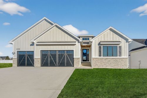 225 Nw Woodmoor Dr, Waukee, IA, 50263-3509 | Card Image