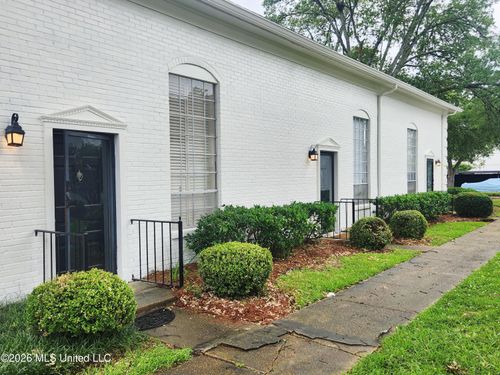 g5-5025 Wayneland Dr, Jackson, MS, 39211-4449 | Card Image