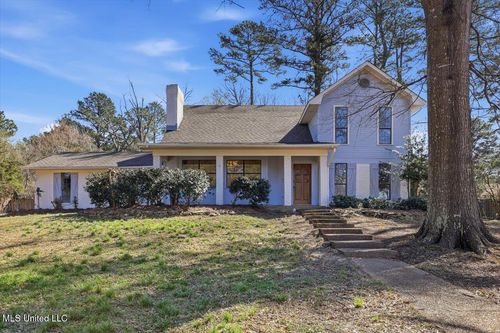 944 Tenby Dr, Brandon, MS, 39047-8177 | Card Image