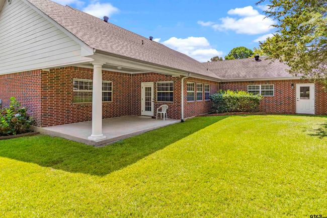 320 County Road 2317, House other with 3 bedrooms, 3 bathrooms and null parking in Mineola TX | Image 9