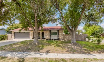 9403 Quicksilver Dr, House other with 3 bedrooms, 2 bathrooms and null parking in San Antonio TX | Image 1