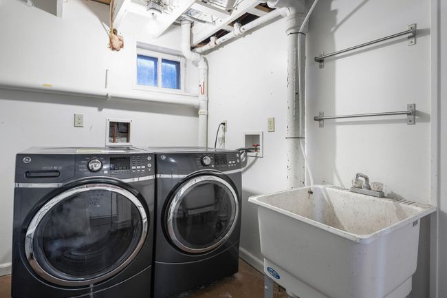 5037 Xerxes Ave S, House other with 3 bedrooms, 1 bathrooms and null parking in Minneapolis MN | Image 24